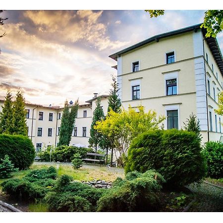 Hotel Fenix Jelenia Góra Extérieur photo