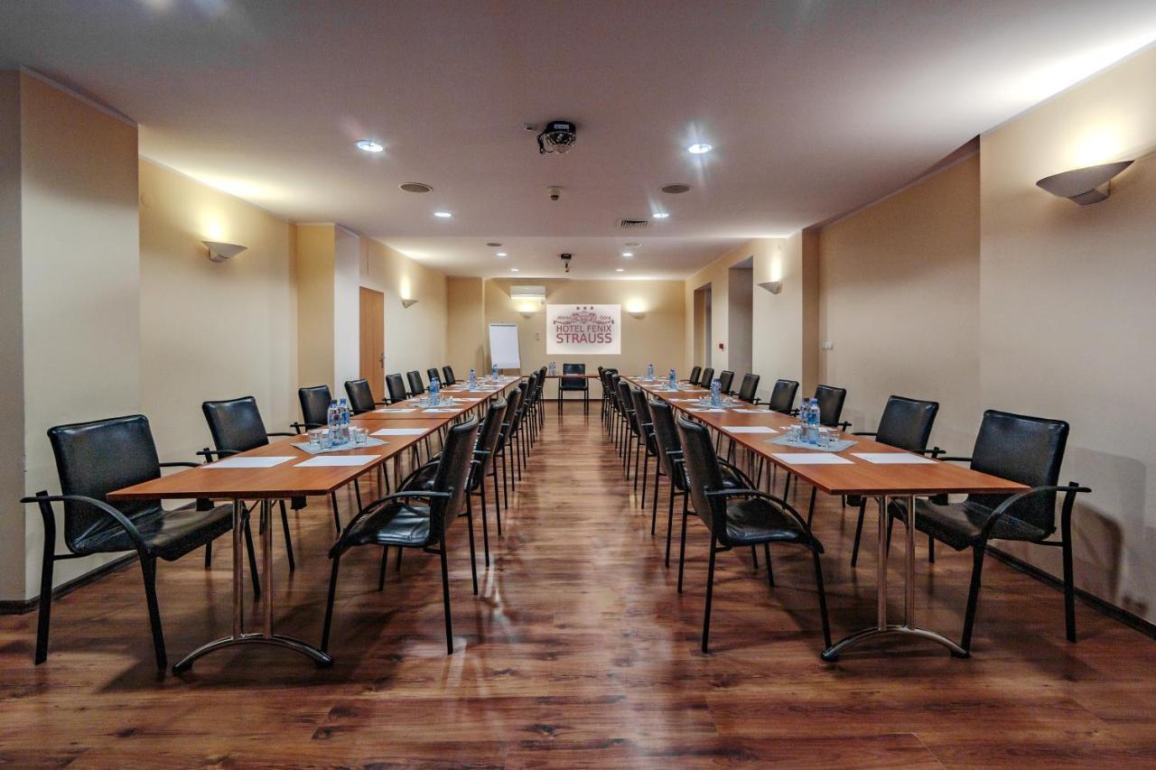 Hotel Fenix Jelenia Góra Extérieur photo