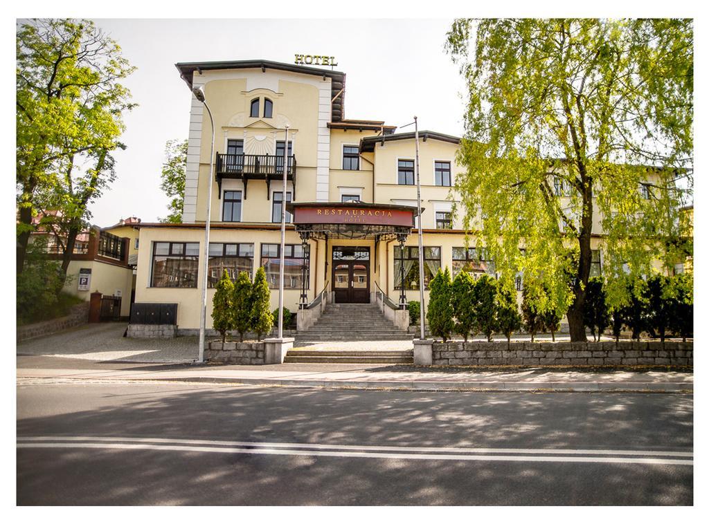 Hotel Fenix Jelenia Góra Extérieur photo
