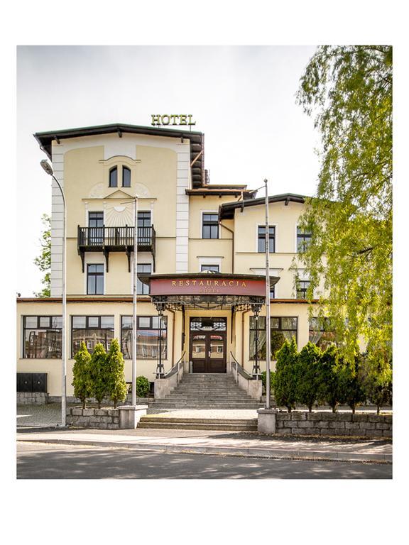 Hotel Fenix Jelenia Góra Extérieur photo